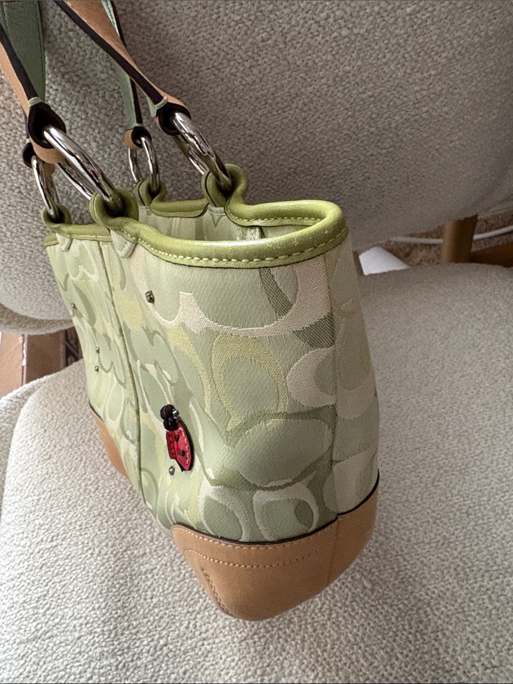 Coach Limited Edition 2004 Light Green Ladybug 🐞 Signature Tote - Picture 4 of 10
